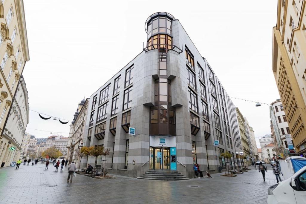 New Luxury Main Square Apartment *